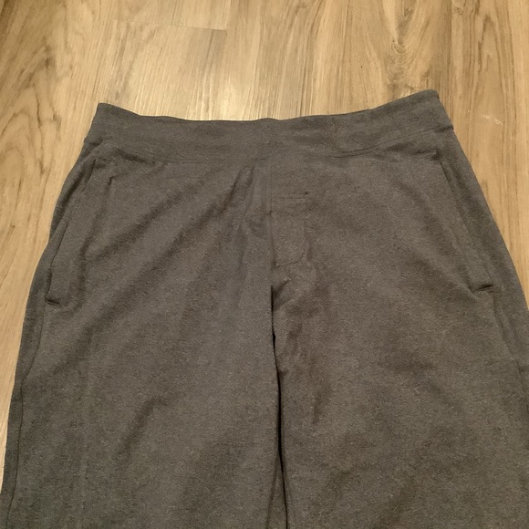 Lululemon Heathered Slate Kung Fu Pants XL - Picture 5 of 13